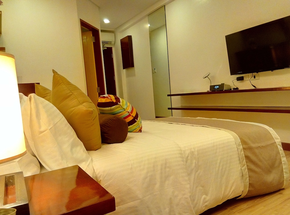 Shore Time Hotel Boracay 12/58