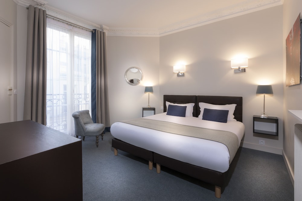 2 BEDROOMS, SUPERIOR, APARTMENT