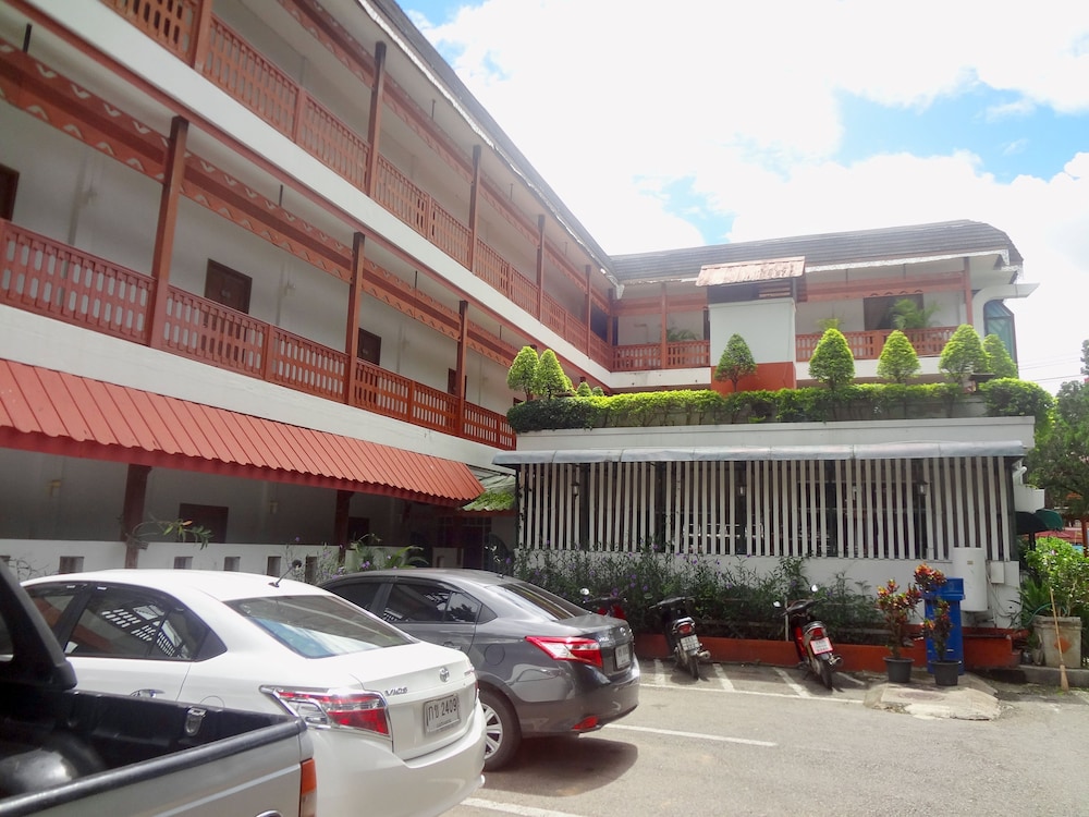 Baiyoke Chalet 57/64