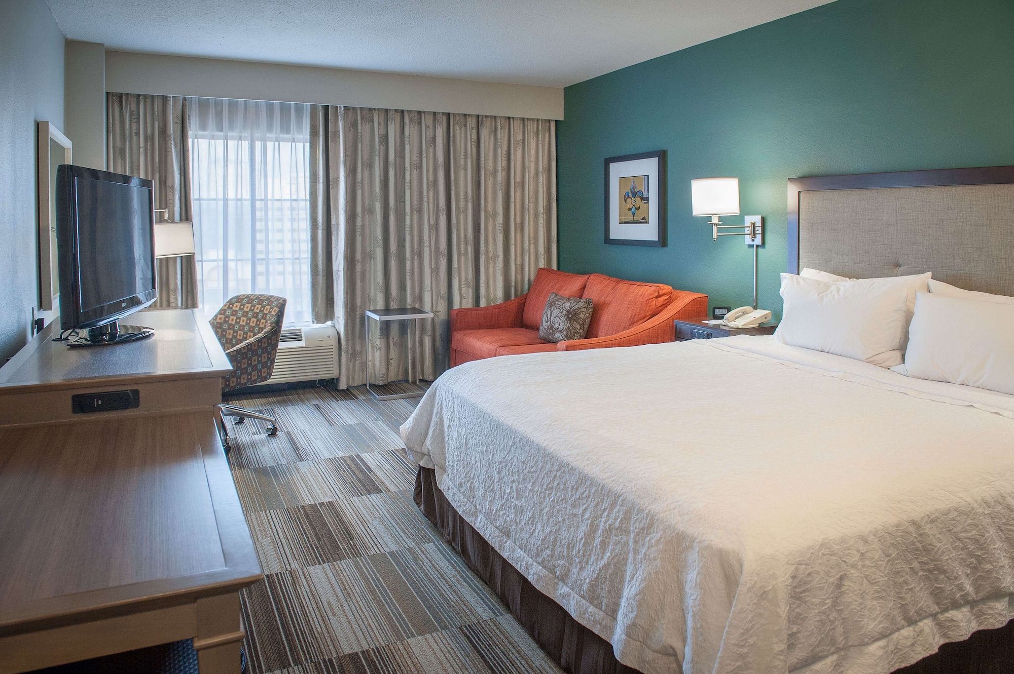 ROOM, KING BED, SOFA