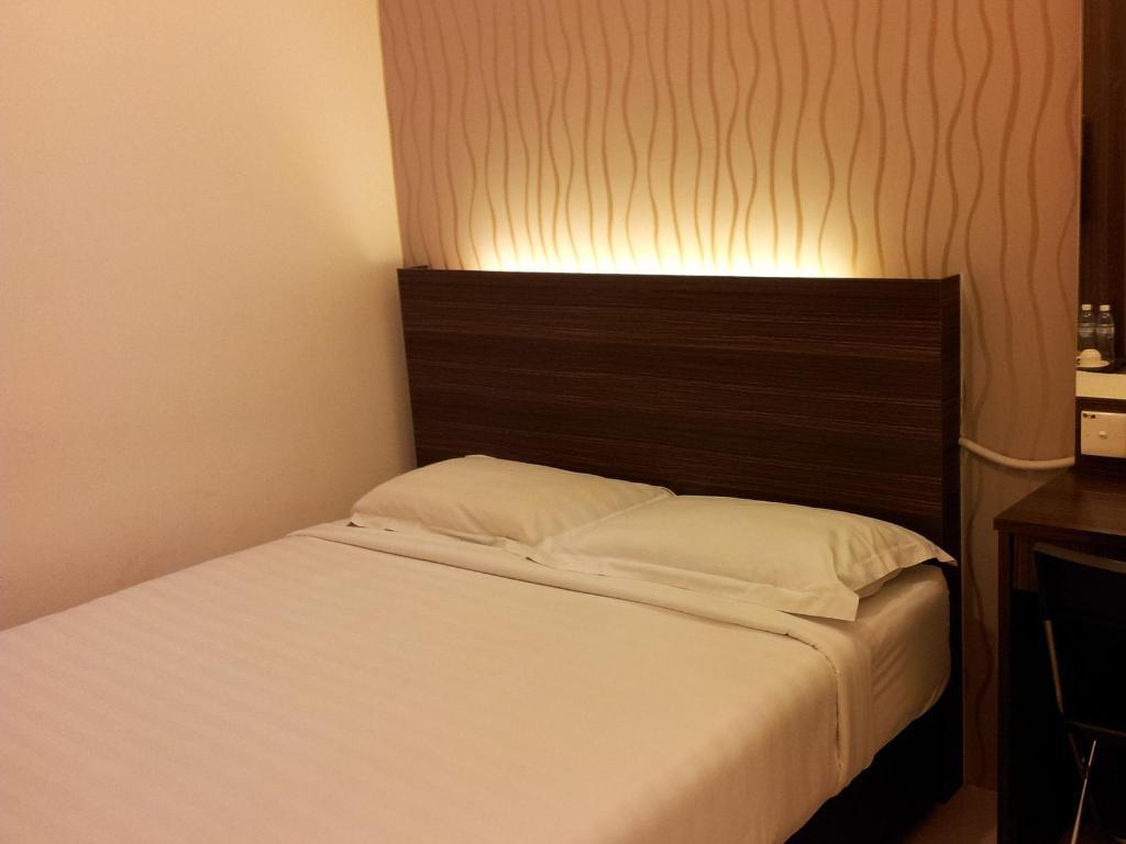 Junior, Deluxe, Double Bed