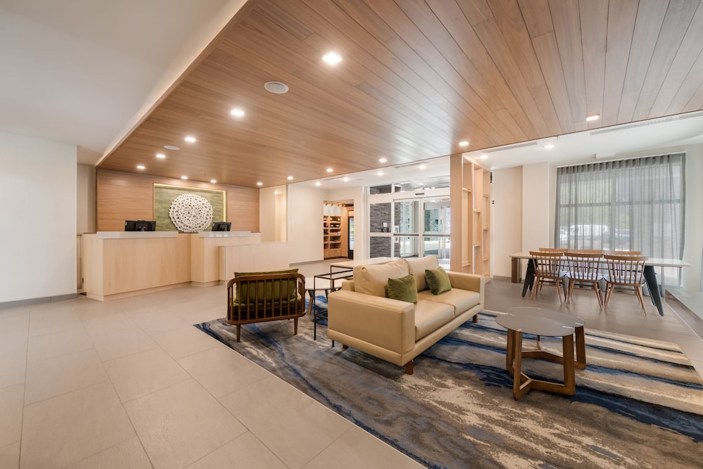 Fairfield Inn & Suites by Marriott Virginia Beach Town Center 12/20