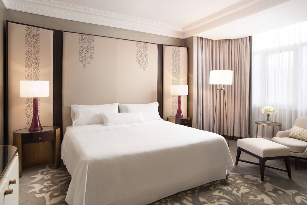 The Palace, A Luxury Collection Hotel 10/42