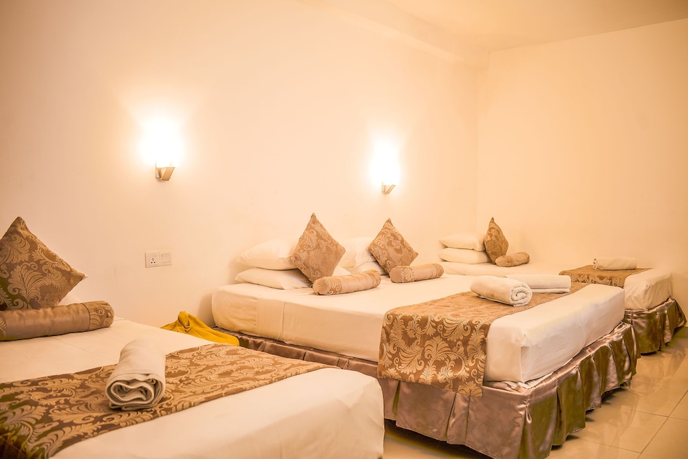 MIXED DORM, DELUXE, 4 BEDS