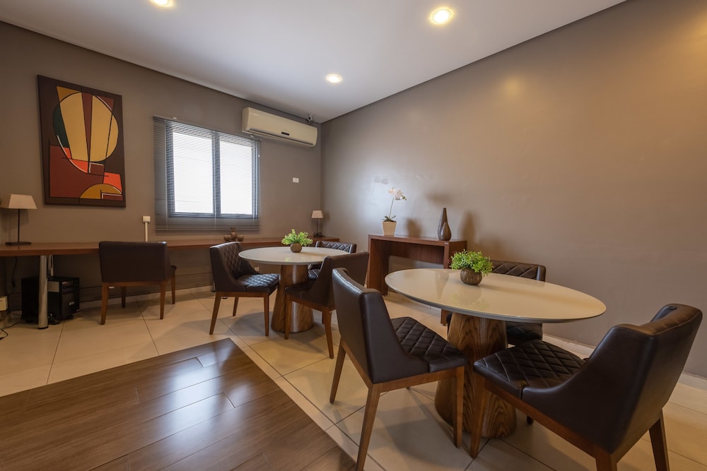 Class Hotel 48/69