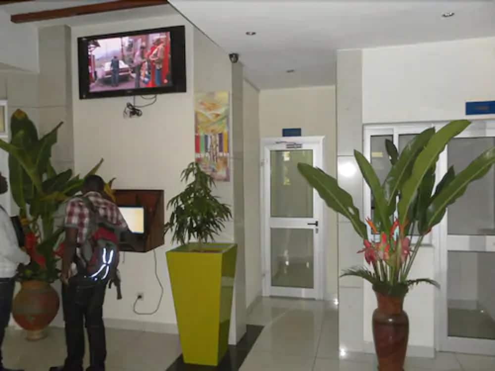 Tou'Ngou Hotel 27/50