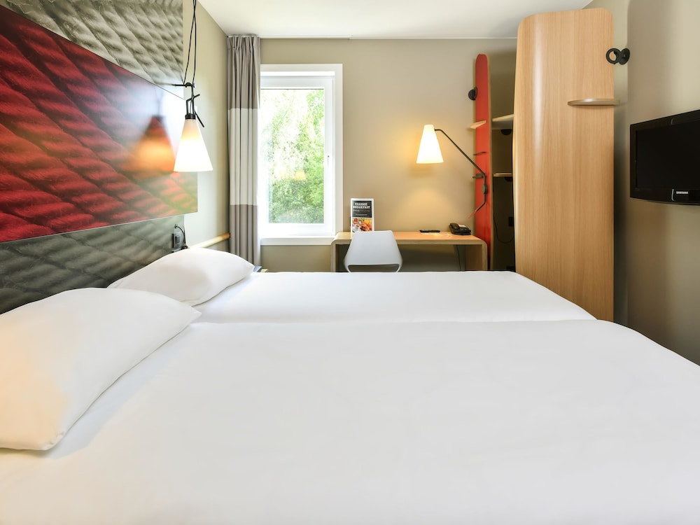 SUPERIOR, TWIN BEDS