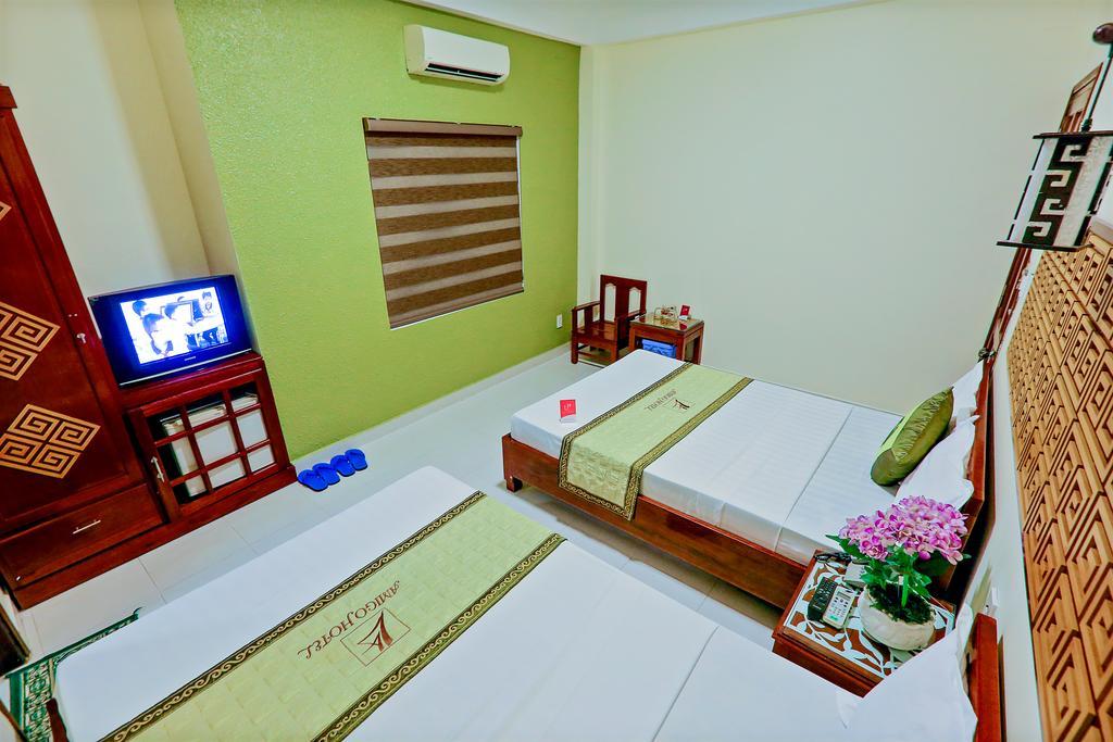Amigo Hotel 15/24