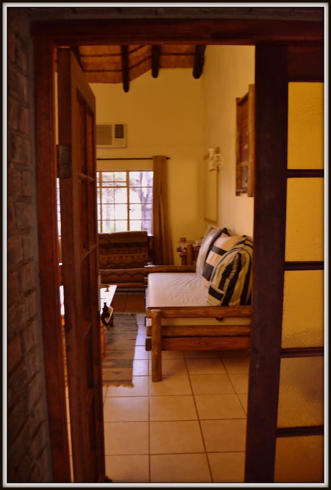 Phumula Kruger Lodge 10/66