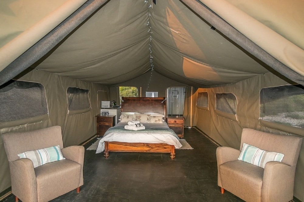 West Coast Luxury Tents 4/27