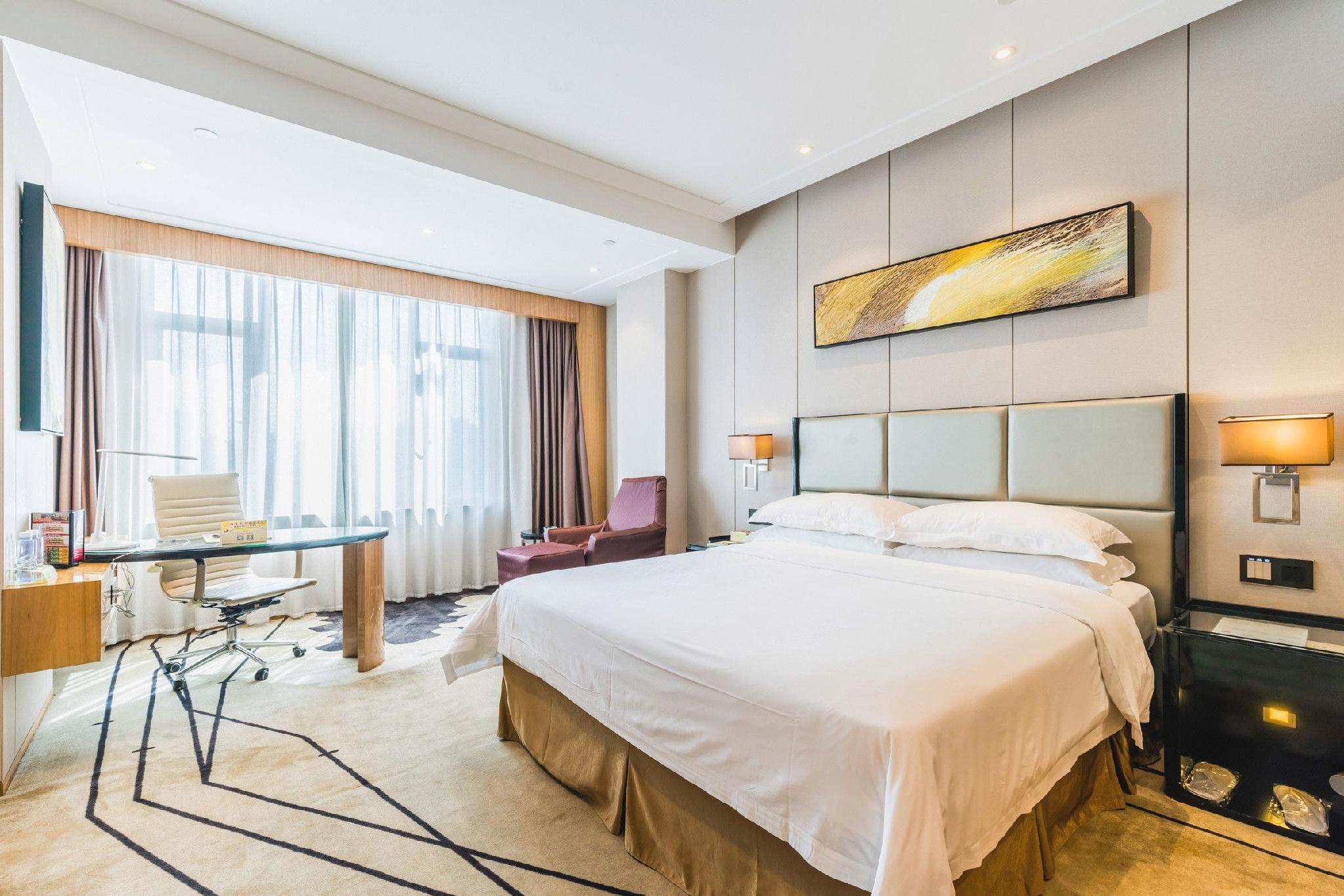 Vienna International Hotel (Foshan Flower World) 24/51