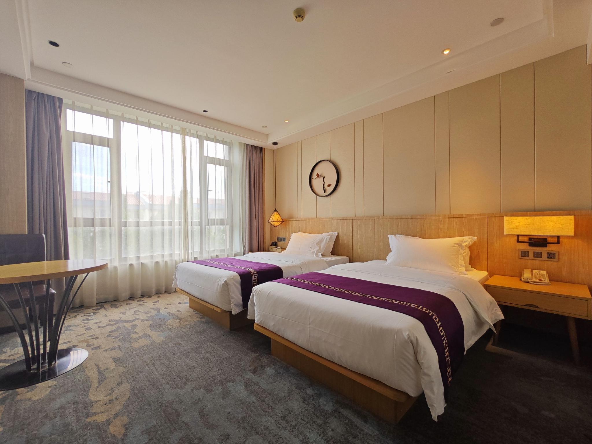 Puhua Hotel 13/27