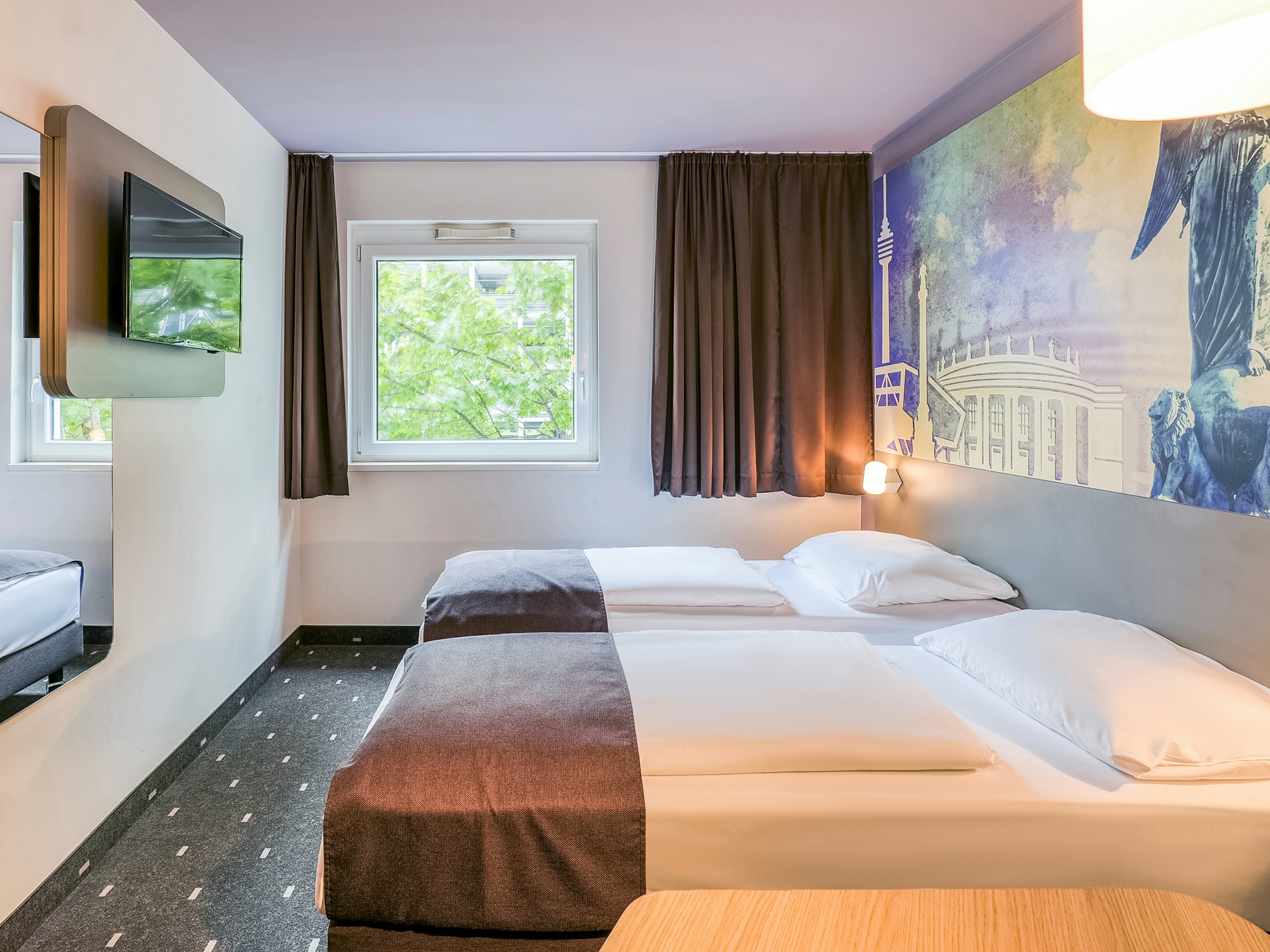 B&B Stuttgart Vaihingen 7/29