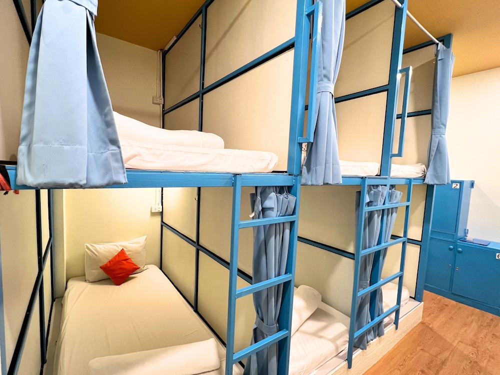 Sleepy Station - Hostel 17/57