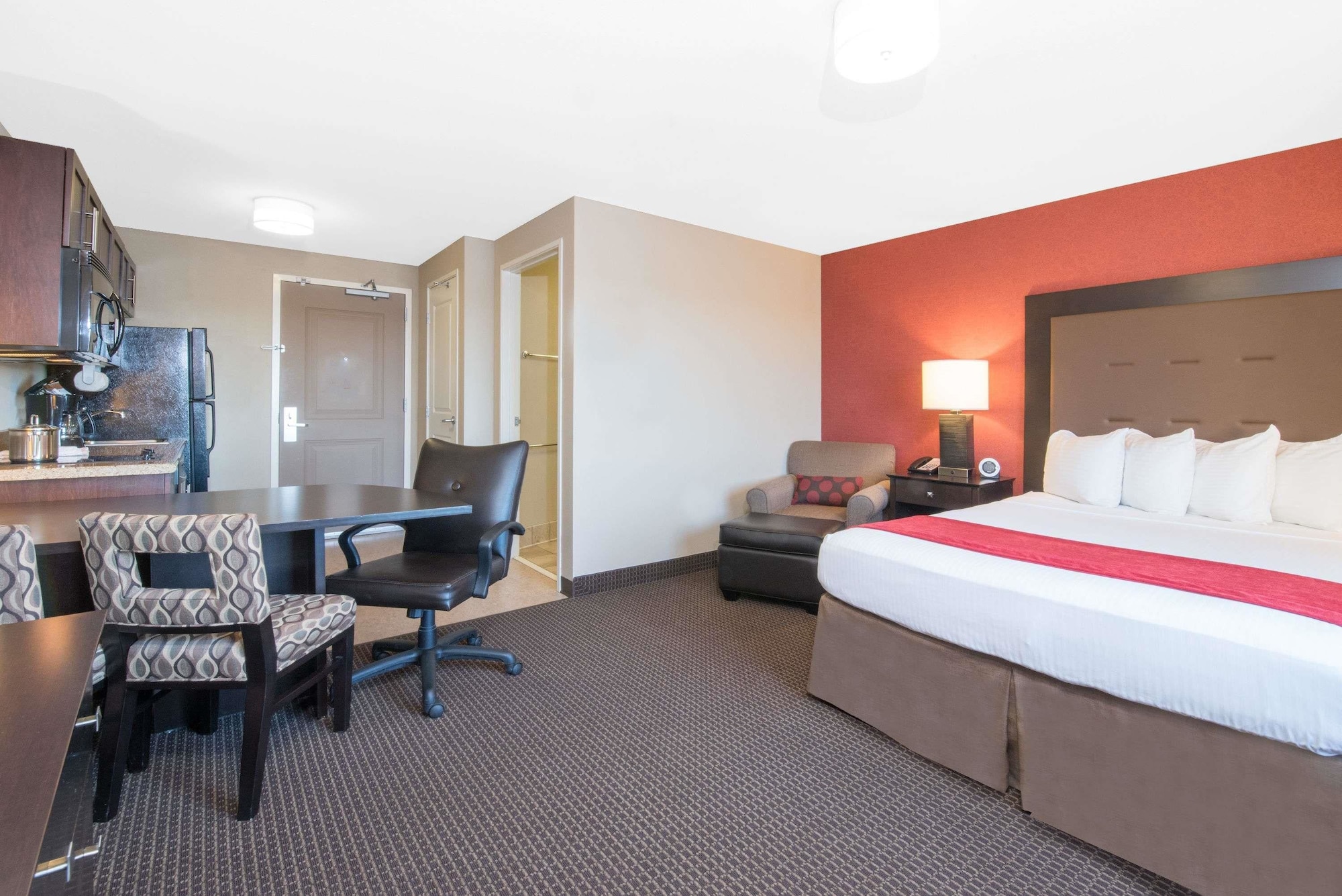 Hawthorn Suites By Wyndham Williston — foto 4
