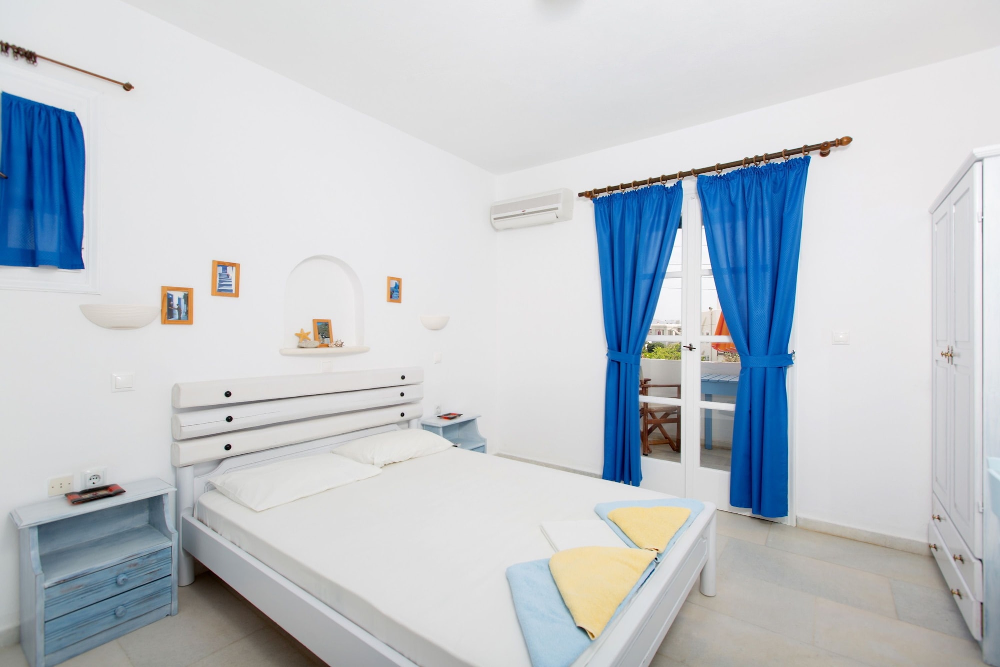 CLASSIC, DOUBLE OR TWIN BED, BALCONY