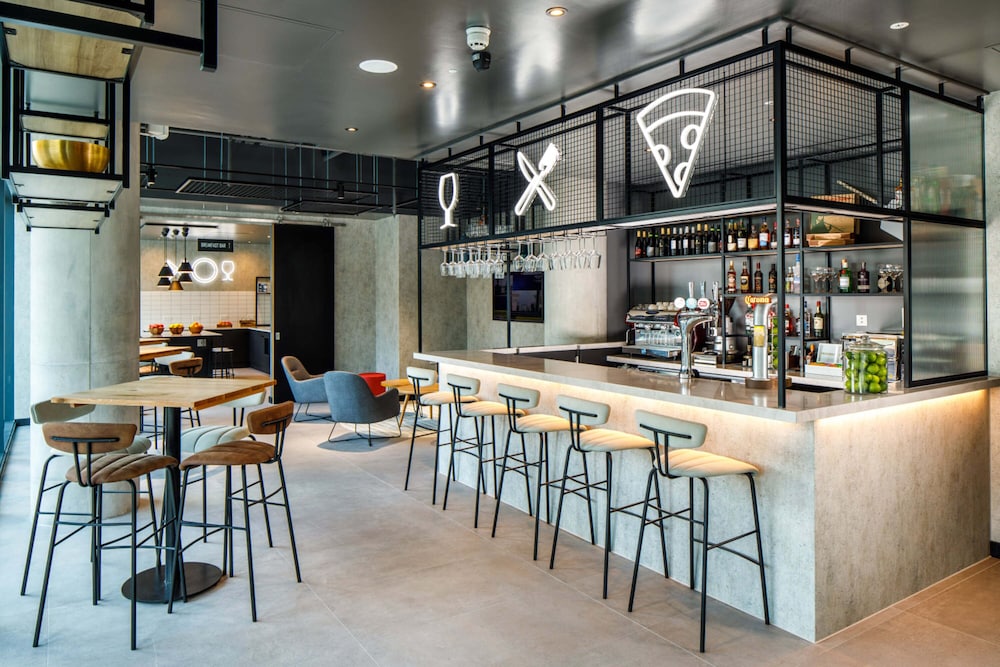 IBIS LONDON SUTTON POINT 60/71