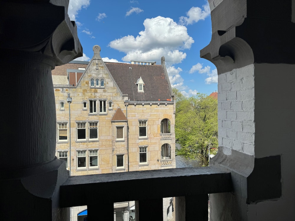 Di-Ann Hotel 4/67
