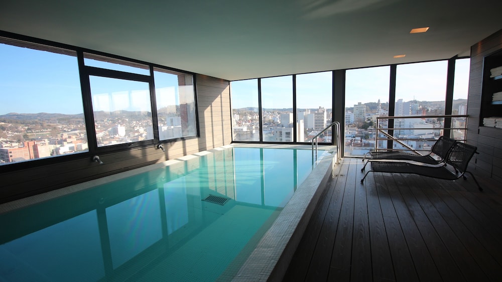 MULEN HOTEL TANDIL 31/61