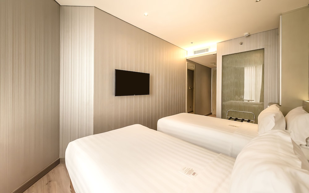 Ashley Hotel Jakarta 21/66