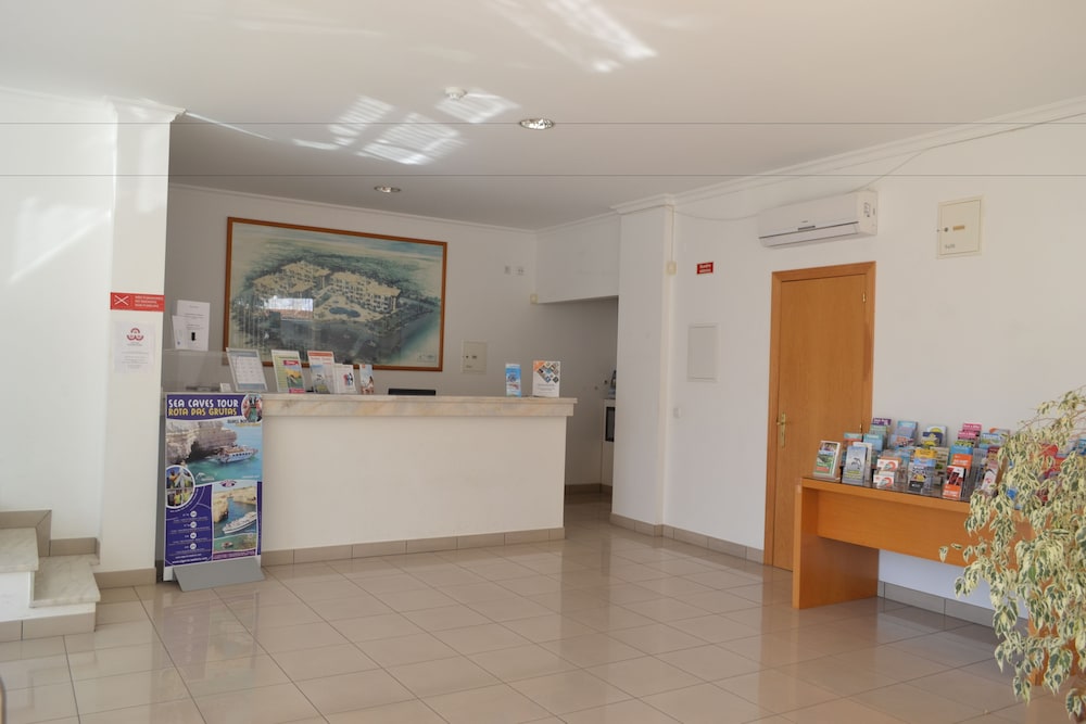 Lobby at Eden Village by Garvetur, LOULE