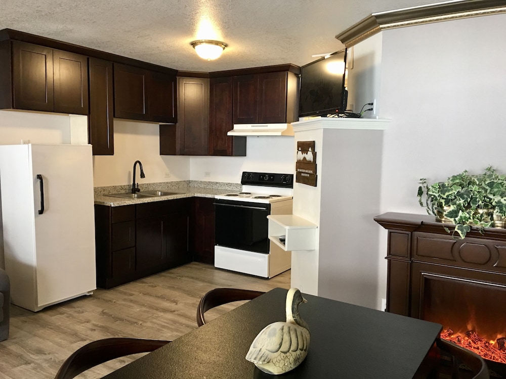 Lake View Suites Yellowstone 26/39