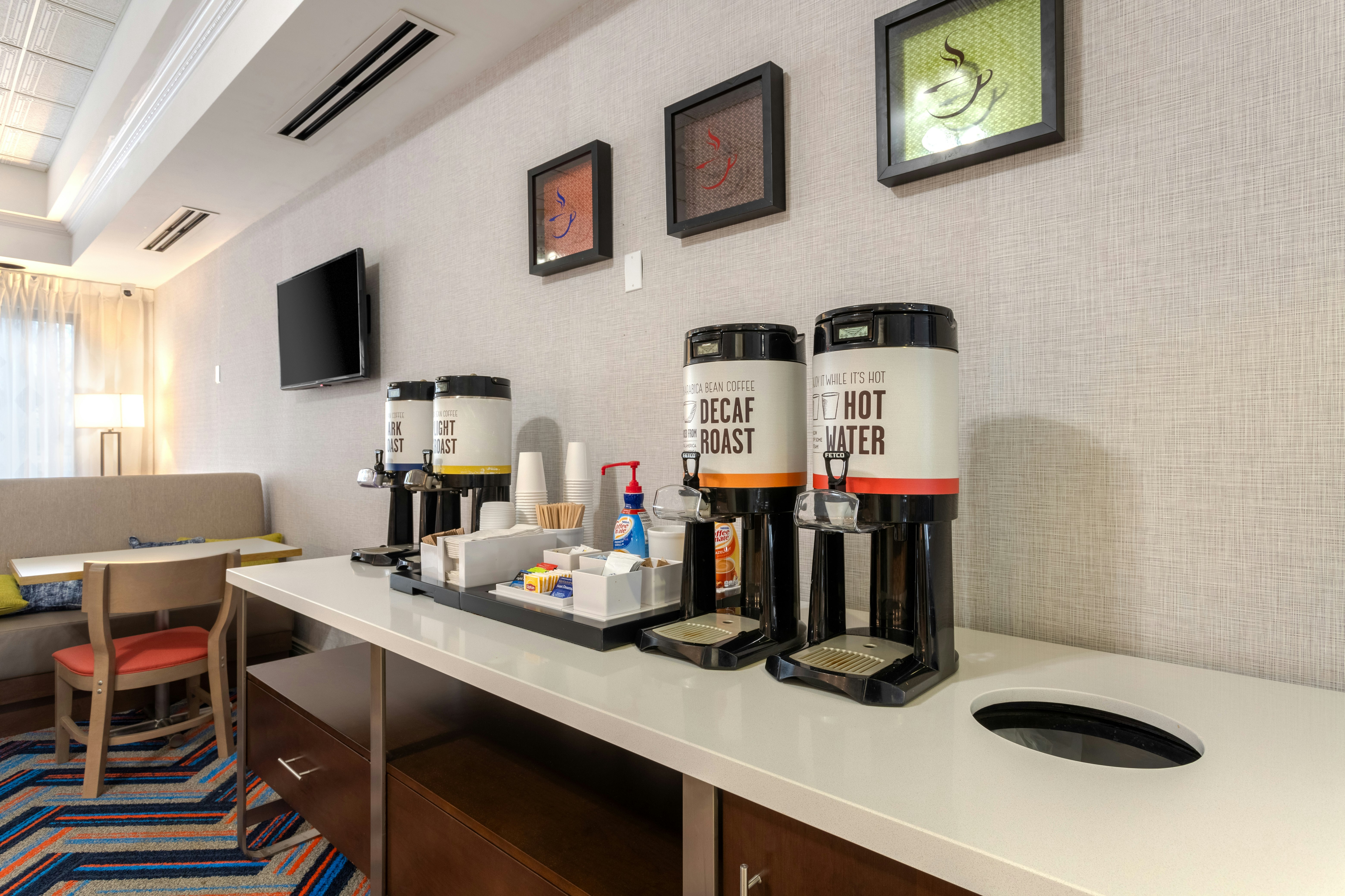 Hampton Inn Buffalo South I 90 27/51