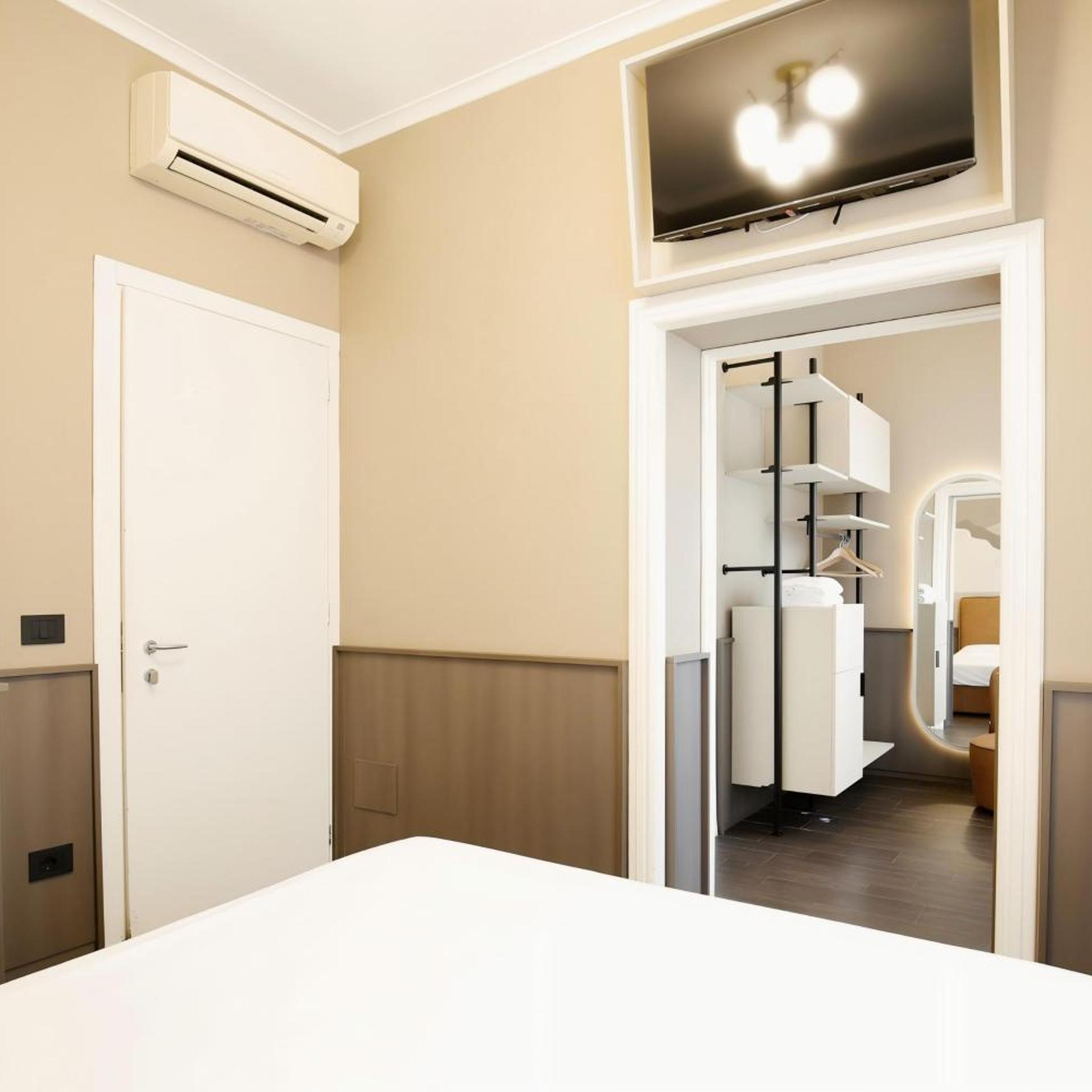 Standard, Double or Twin Bed, Separate Building