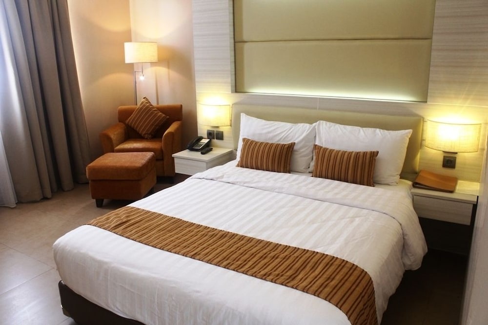 SOTIS HOTEL 17/53