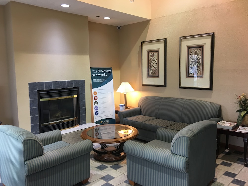 Quality Inn Kalamazoo near Wings Stadium 31/40