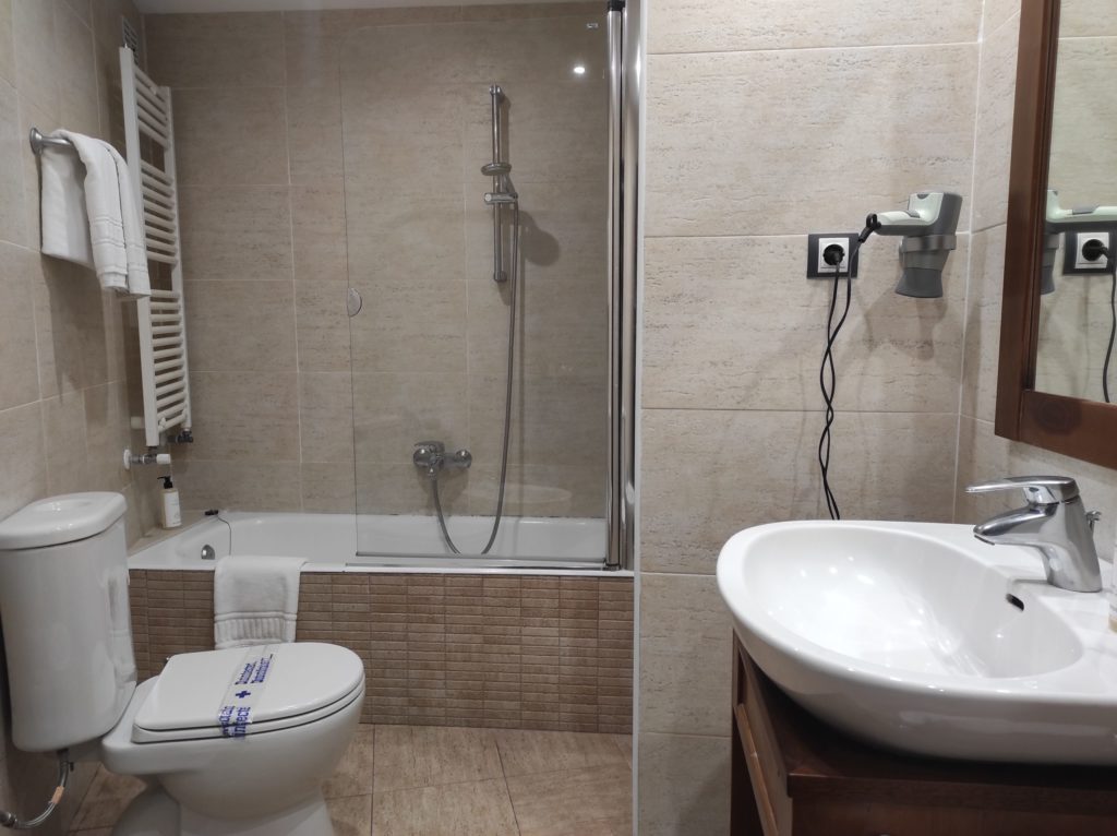 SNO Hotel Bielsa 48/50