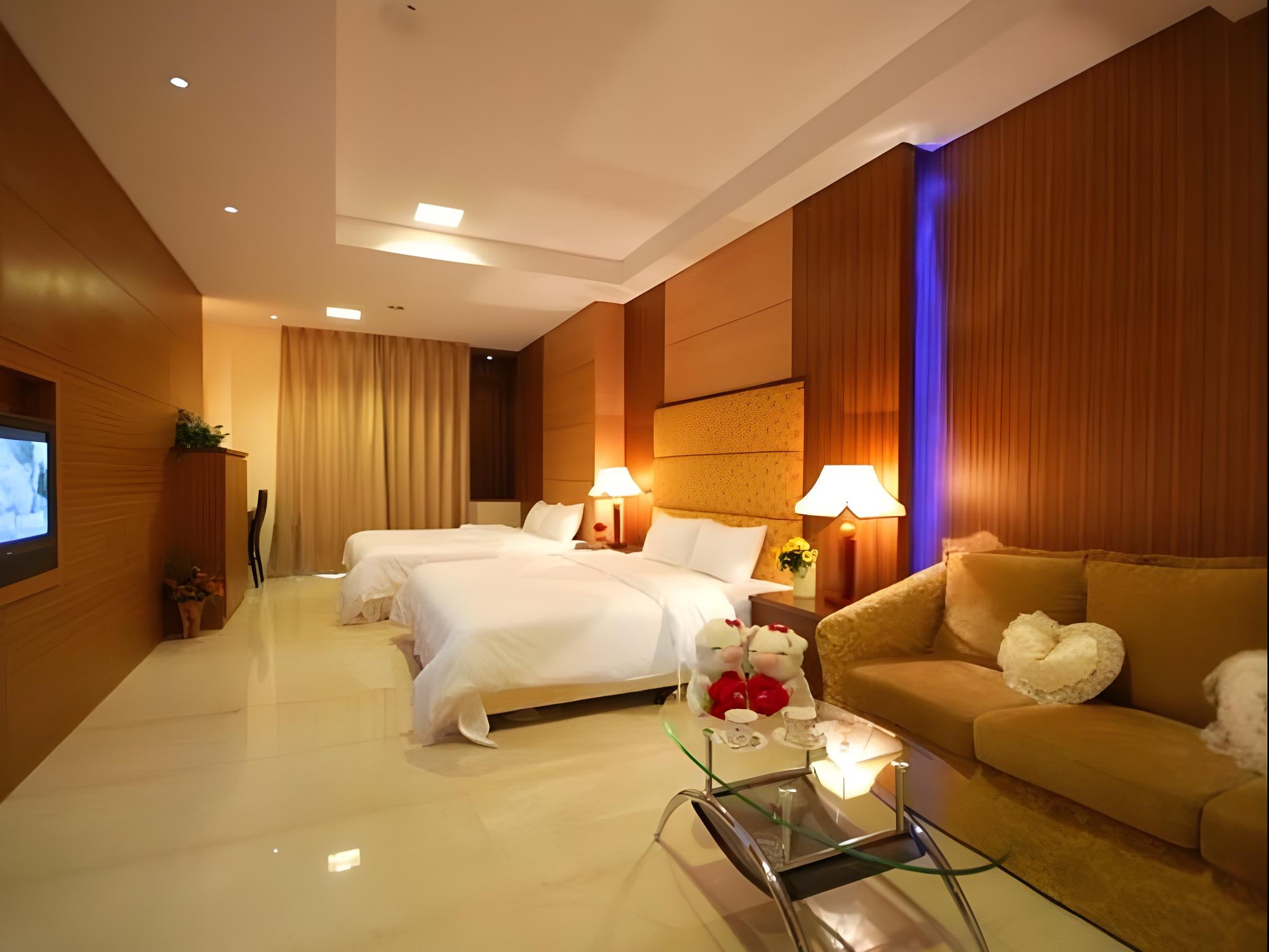 Room, Quadruple, 2 Double Beds, No Bathroom