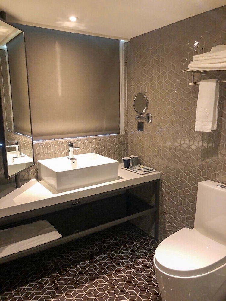 City Suites Taoyuan Station 10/50