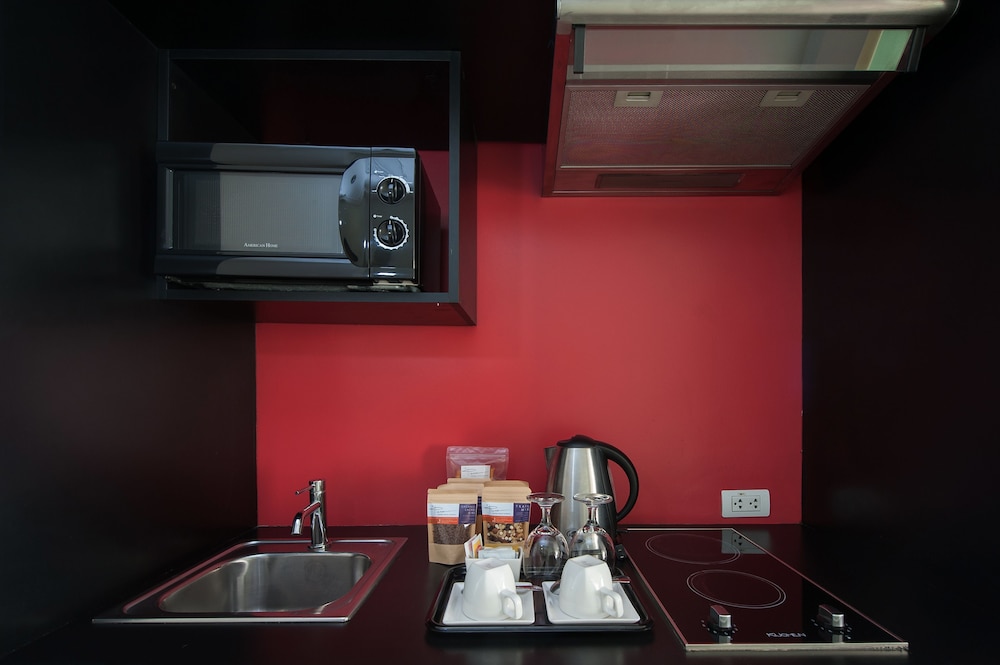 The Picasso Boutique Serviced Residences 69/79