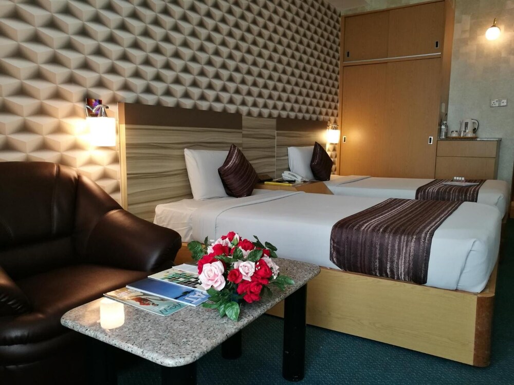 NEW YORK HOTEL 38/66