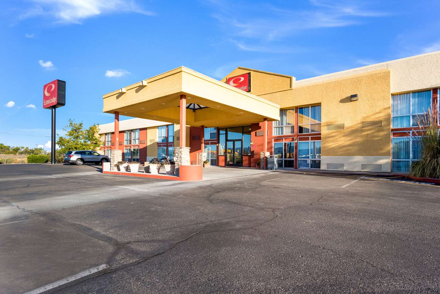 Econo Lodge Grand Junction North 8/13