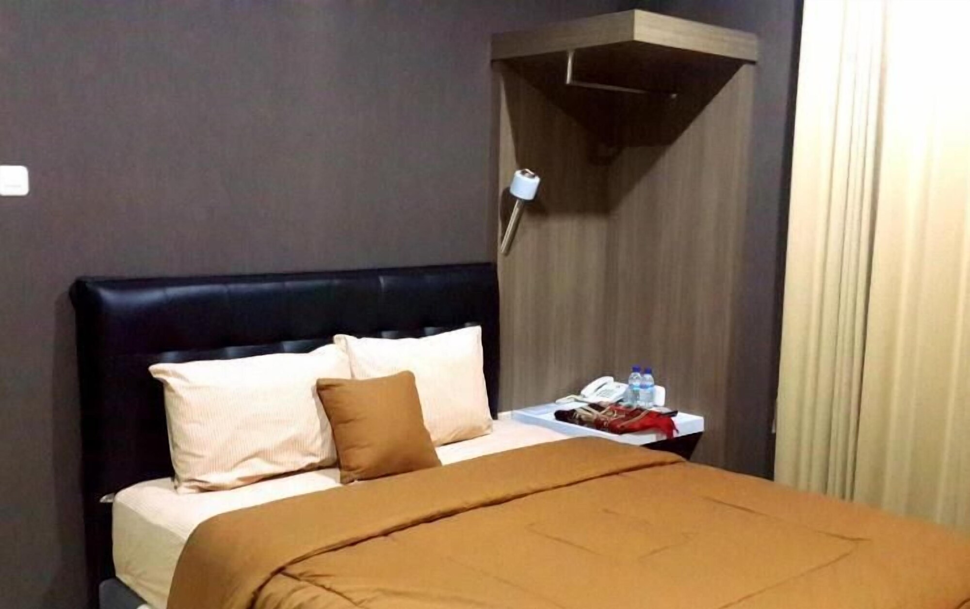 Room, Double Bed