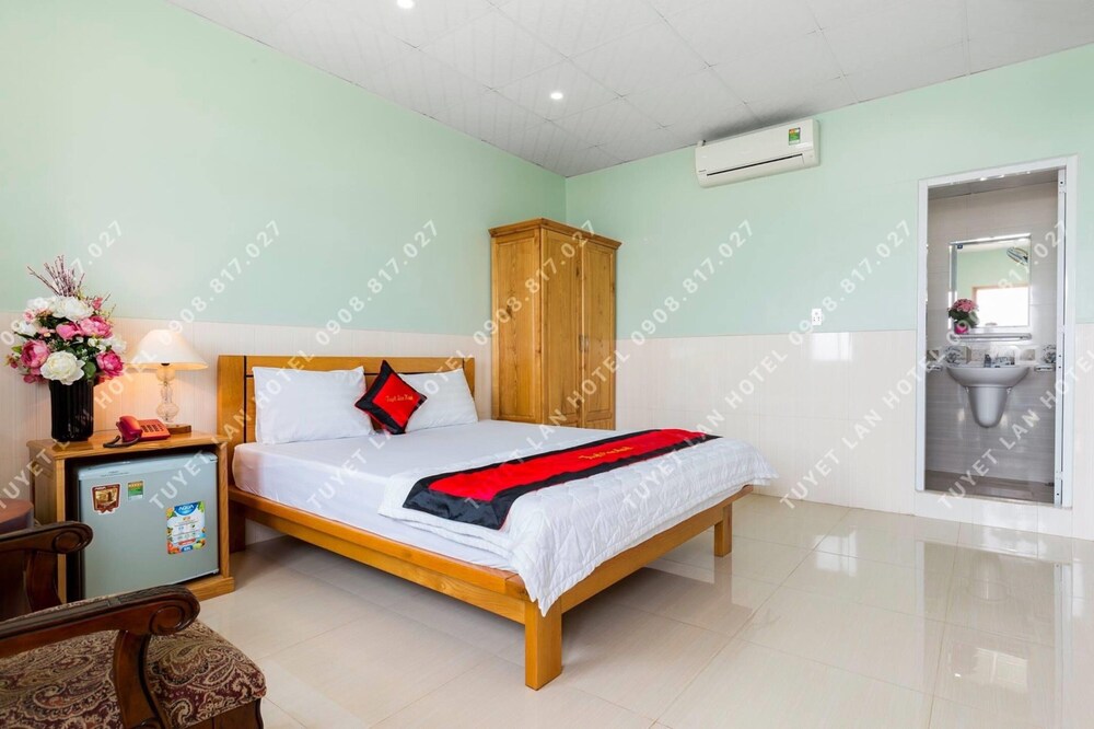Tuyet Lan Hotel 26/63