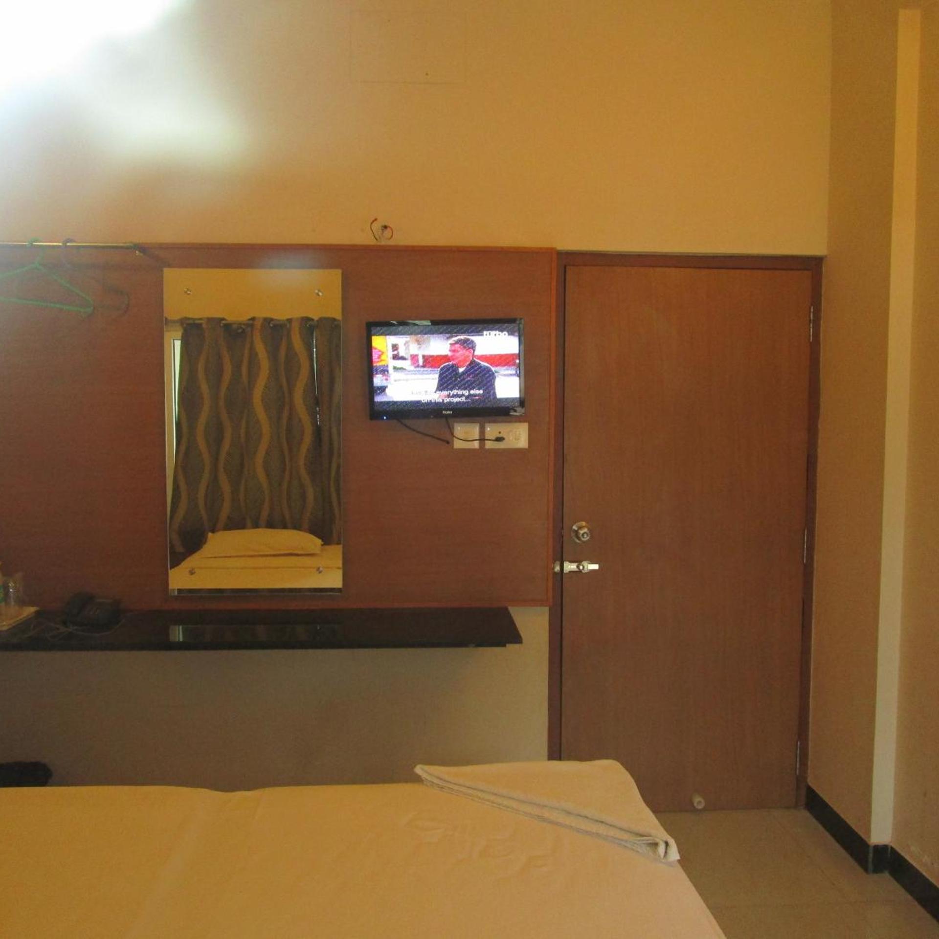 HOTEL SUBAM 4/43
