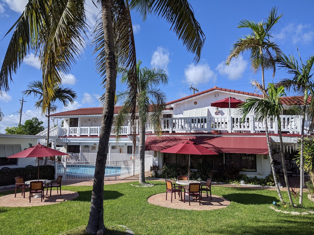 Breakaway Inn 61/68