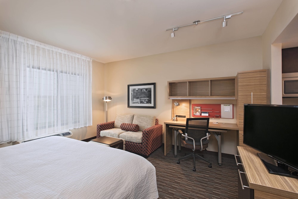 Towneplace Suites By Marriott Des Moines West Jordan Creek 7/31