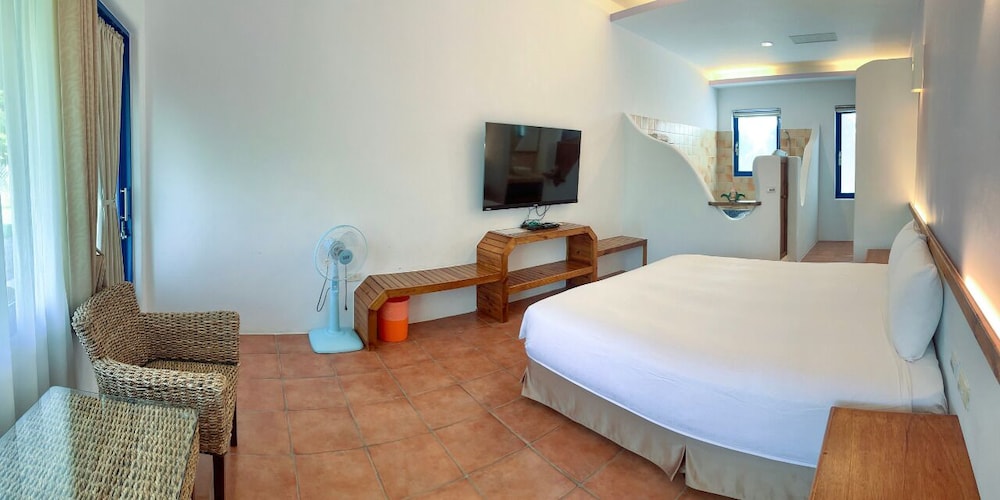 غرفة اقتصادية بسرير كينج بحوض استحمام، Againn garden resort 9/10