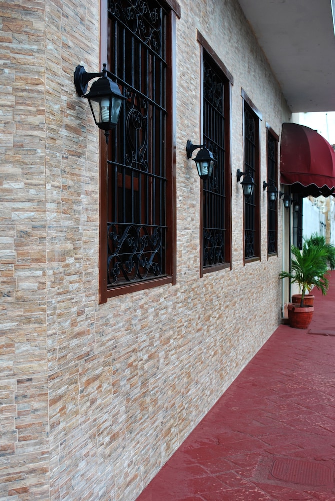Hotel La Llave Del Mar 6/61
