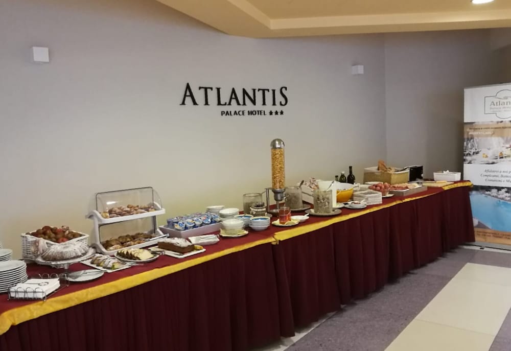 Atlantis Palace Hotel 4/50