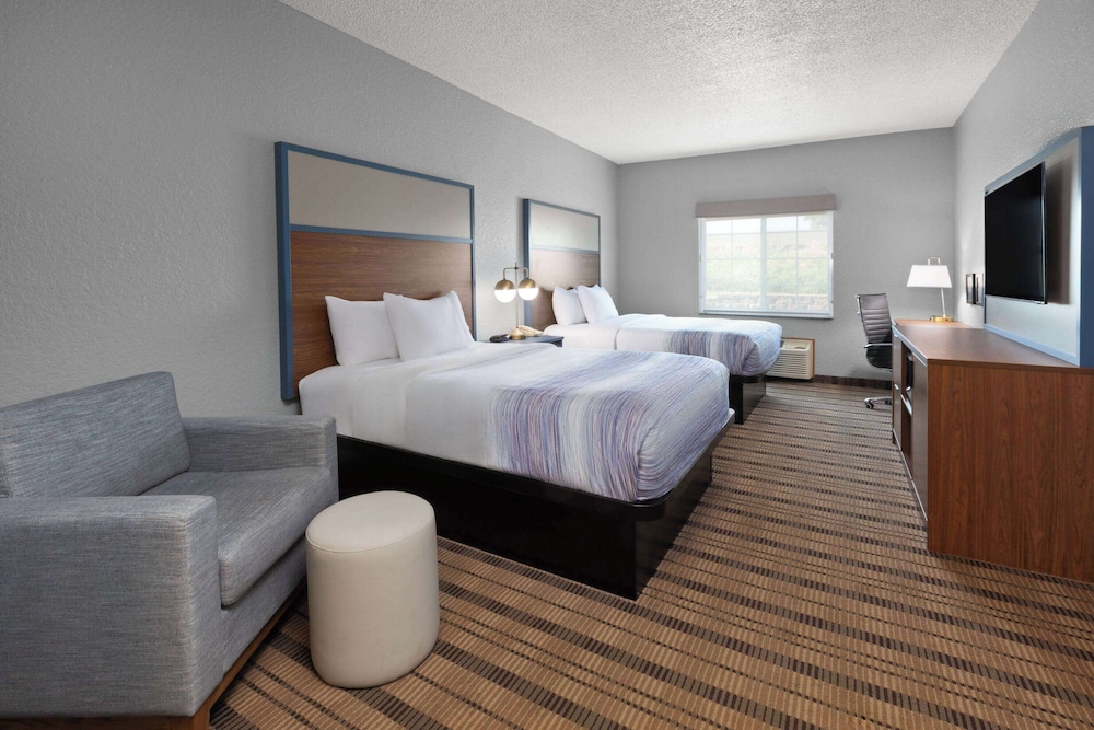 AmericInn by Wyndham Grinnell 26/60