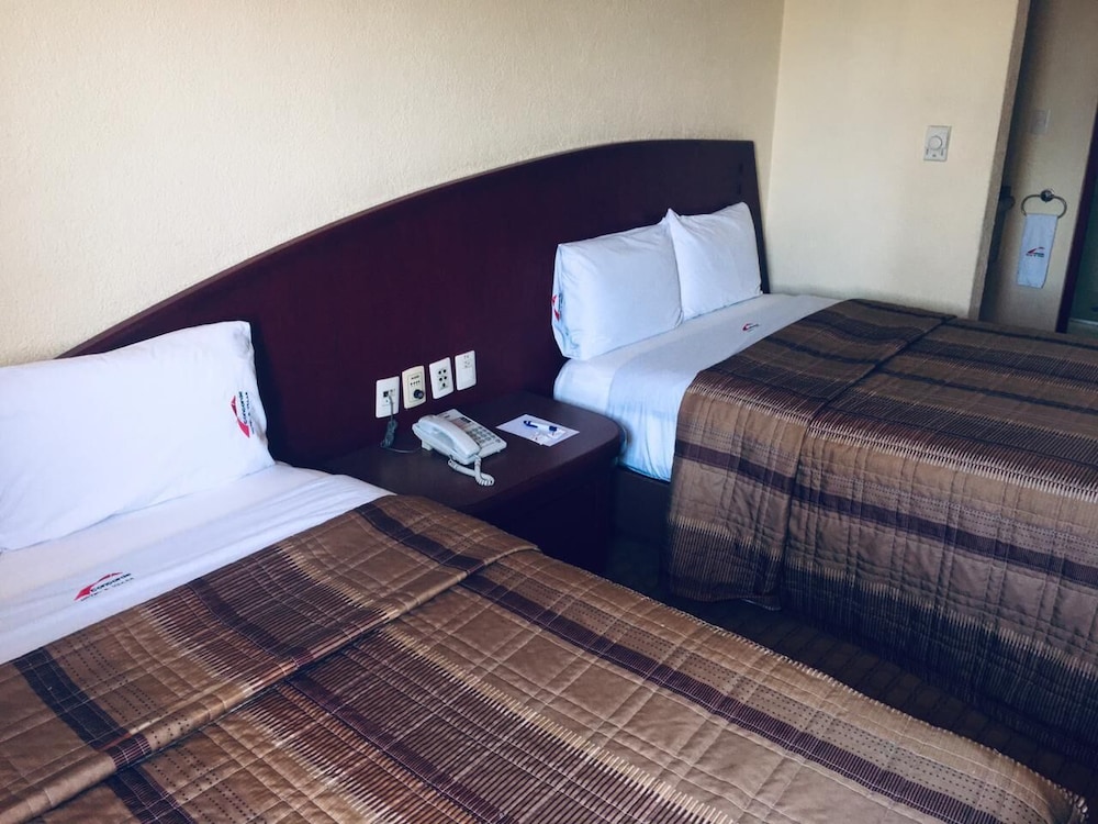 Concorde Hotel 23/73