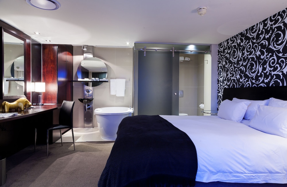 Colosseum Hotel 30/73