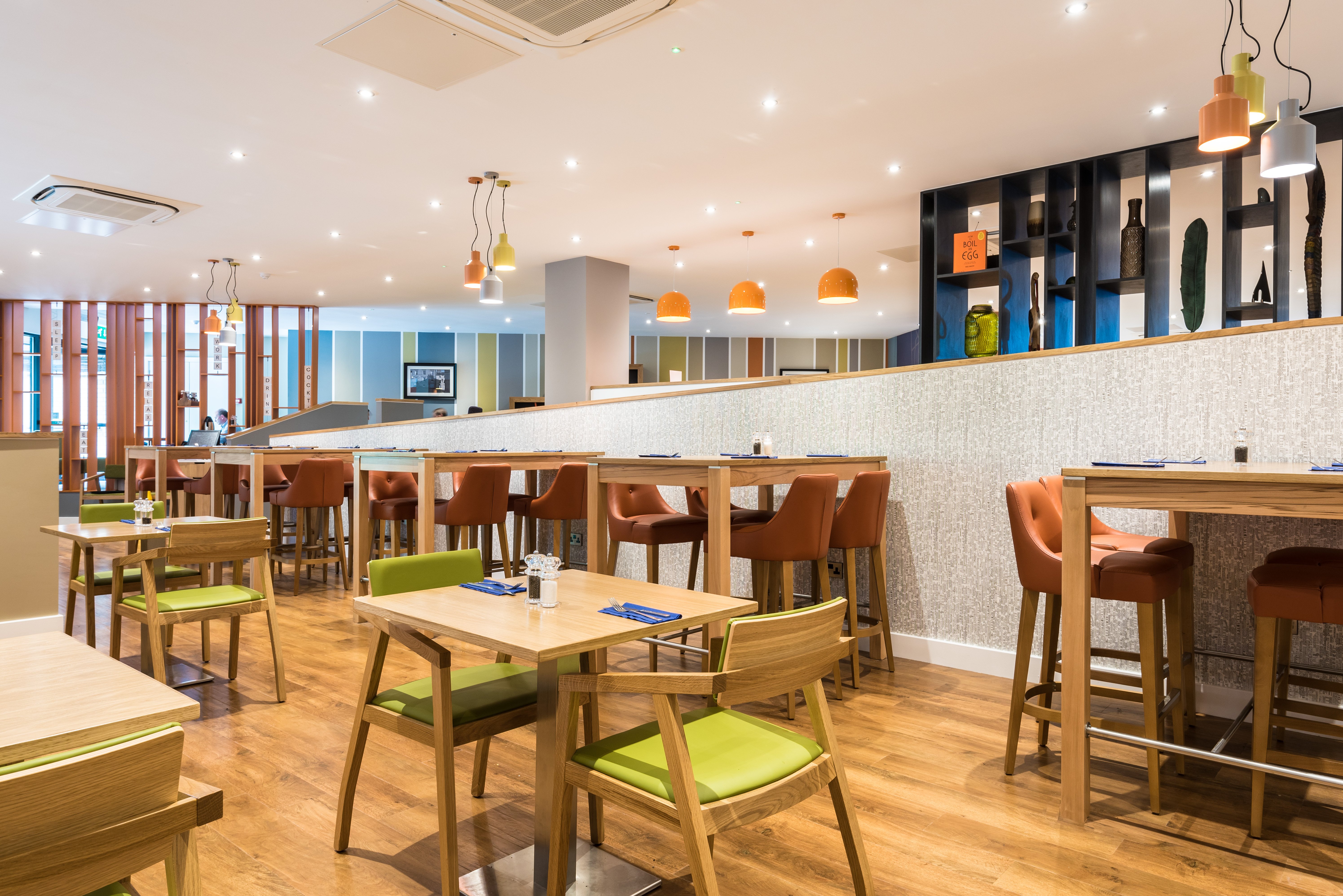 Holiday Inn Lancaster 55/75