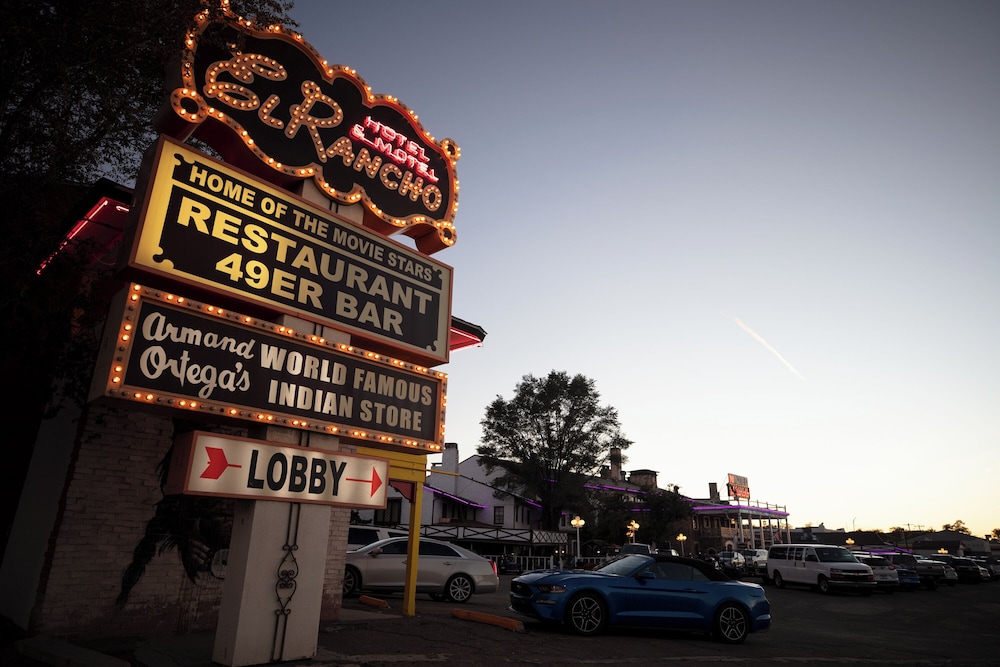 El Rancho Hotel 3/68