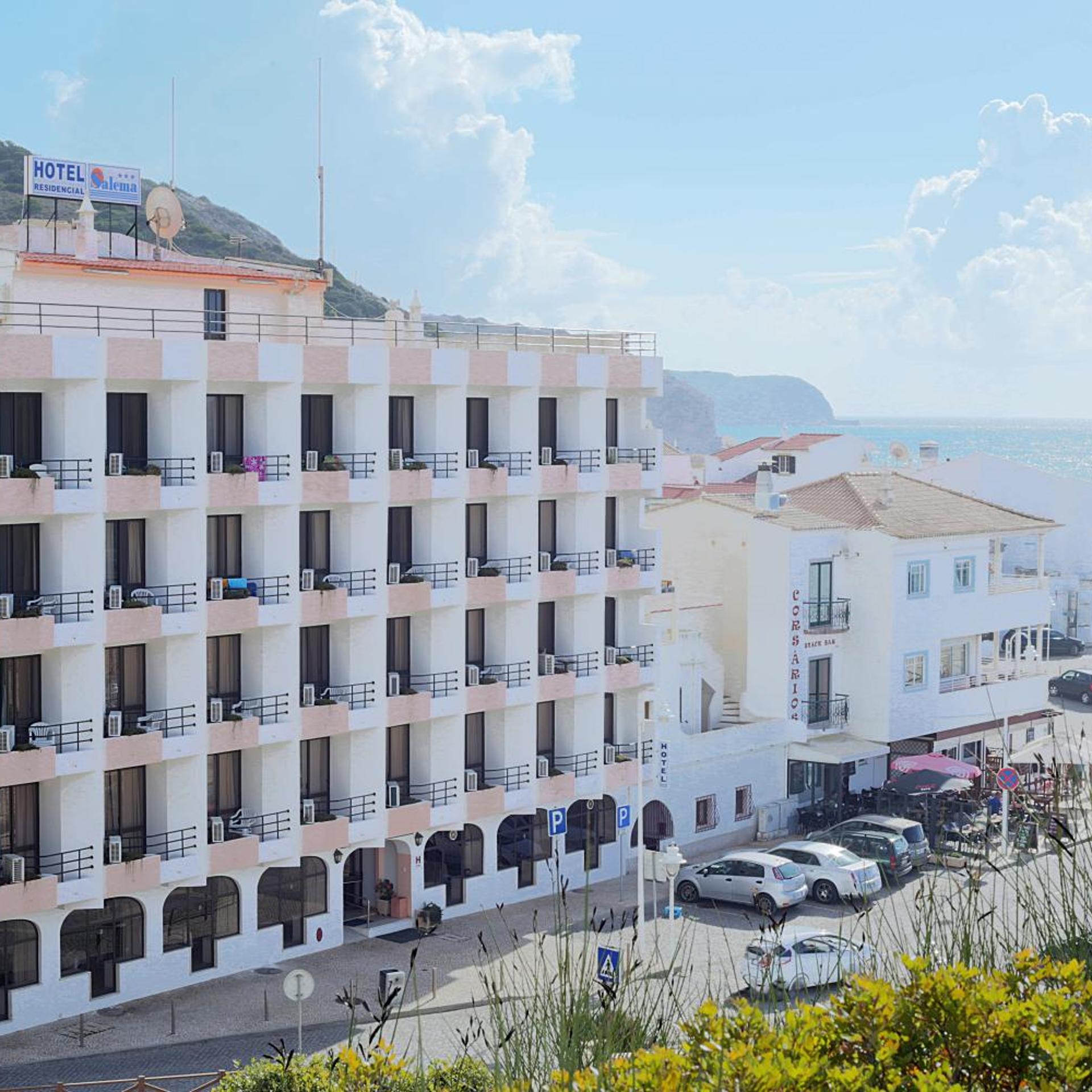 RESIDENCIAL SALEMA 3/54